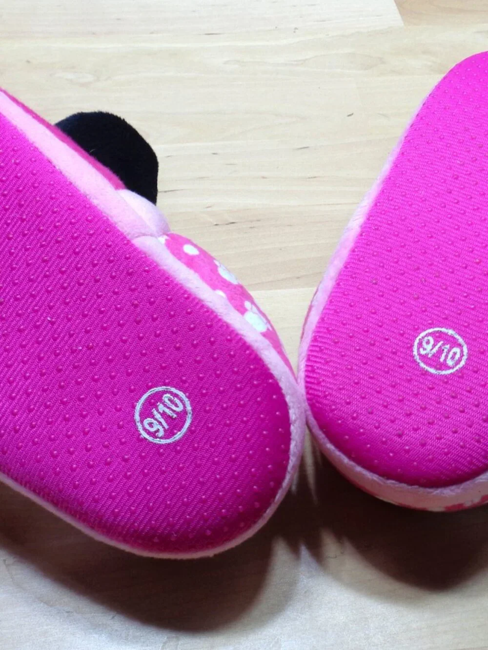 DISNEY JUNIOR MINNIE MOUSE PINK SLIPPERS TODDLER GIRLS SIZE 9/10